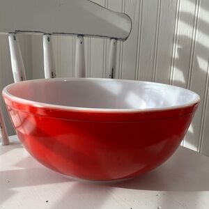 Vintage/MCM Red 4 Quart Pyrex Nesting Bowl # 404 From Primary Color Set